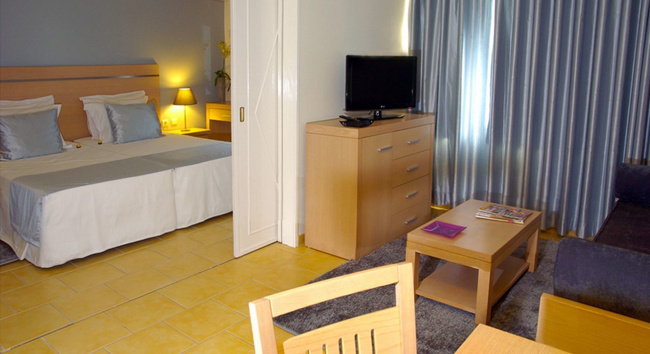 Urban Hotel Santa Eulalia Albufeira Luaran gambar